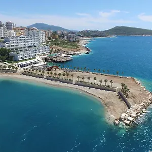 Santa Quaranta Premium Resort Sarande